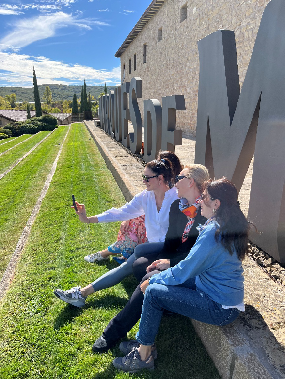 Frquent answer what to wear for a private tour